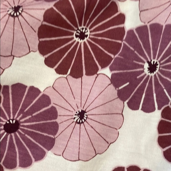 Kate Quinn S Bamboo Floral Patterned Shorts in Pink and Purple - Picture 3 of 3